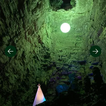 -luma- * Castellana Grotte